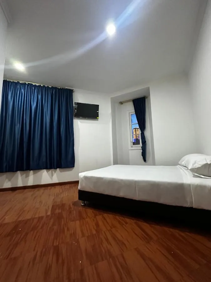 Hotel Artistico contacts